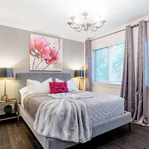 Downtown Luxury Victorian Retreat Maison d'hôtes